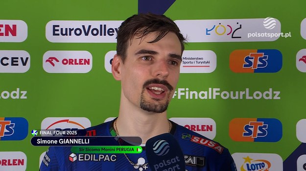 Sir Sicoma Monini Perugia pokonała Halkbank Ankara 3:0 w półfinale siatkarskiej Ligi Mistrzów. Kamil Semeniuk i Łukasz Usowicz nie pojawili się na boisku. - W finale czeka nas trudny mecz, bo Jastrzębie i Zawiercie to bardzo mocne drużyny - powiedział w rozmowie z Bożeną Pieczko z Polsatu Sport Simone Giannelli, rozgrywający Sir Sicoma Monini Perugia.

