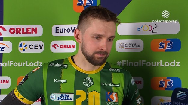 JSW Jastrzębski Węgiel przegrał z Aluron CMC Wartą Zawiercie 2:3 w drugim półfinale siatkarskiej Ligi Mistrzów. - Mamy coś w sobie, że świetnie gramy w tie-breakach - powiedział w rozmowie z Marcinem Lepą z Polsatu Sport Mateusz Bieniek, środkowy Aluronu CMC Warty.

