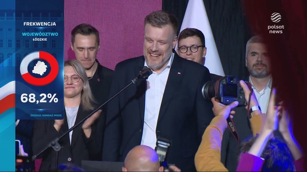 - Pokazaliśmy, że się mylą - mówił podczas wieczoru wyborczego kandydat na prezydenta partii Razem. Adrian Zandberg zajął czwarte miejsce, wyprzedzając m.in. inną lewicową kandydatkę Magdalenę Biejat. - Udowodniliśmy, że w Polsce jest bardzo wielu ludzi, którzy chcą państwa silnego, solidarnego, szanującego prawa człowieka - mówił lider Razem.