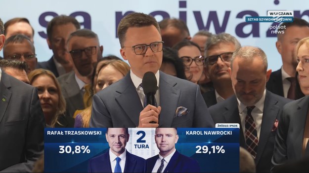 4,8 proc. w pierwszej turze wyborów prezydenckich miał otrzymać Szymon Hołownia - wynika z badania exit poll pracowni Ipsos, przeprowadzonego na zlecenie Telewizji Polsat, TVP i TVN. - Skandowaliście, że będzie dobrze. Okazuje się że nie tym razem - mówił lider Polski 2050 na wiecu po ogłoszeniu wstępnych rezultatów niedzielnego głosowania. Następnie przekazał poparcie kandydatowi KO Rafałowi Trzaskowskiemu.