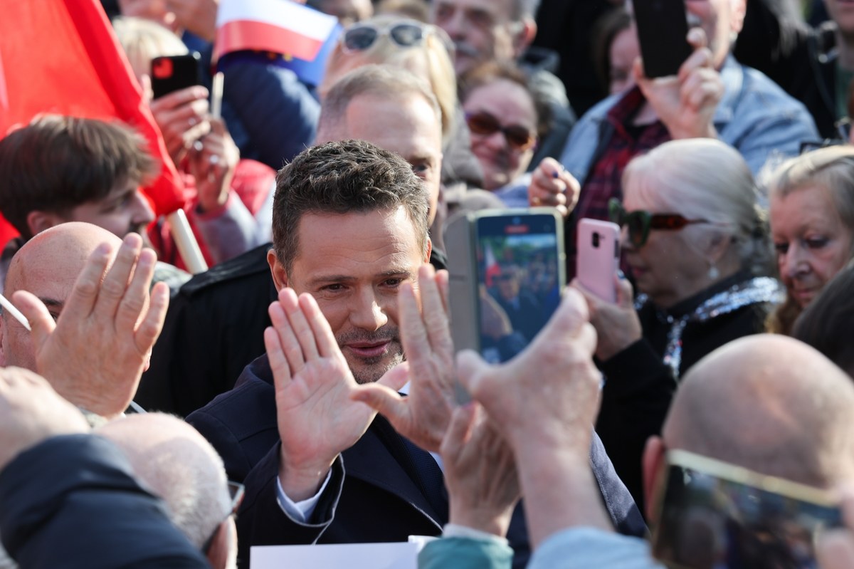Trzaskowski przed Nawrockim w Łodzi
