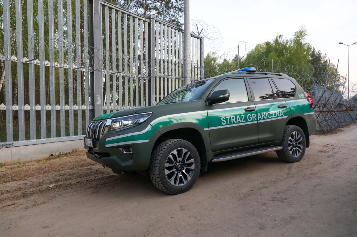 Ponad 520 cudzoziemców próbowało od piątku nielegalnie dostać się z Białorusi do Polski. Jak przekazała Straż Graniczna, to jedna z najwyższych liczb w ostatnich tygodniach. 