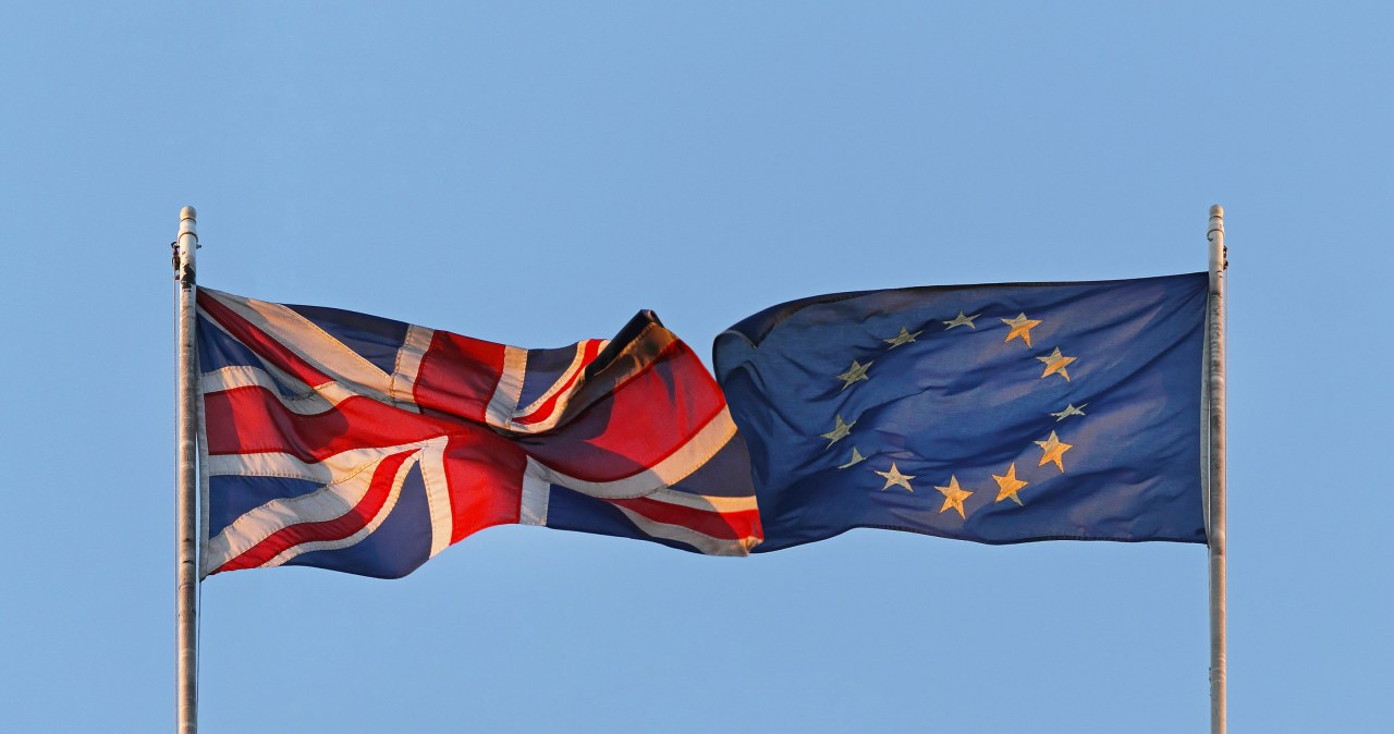 Gibraltar porządkuje podatki i przepisy. Daje krok w stronę Schengen