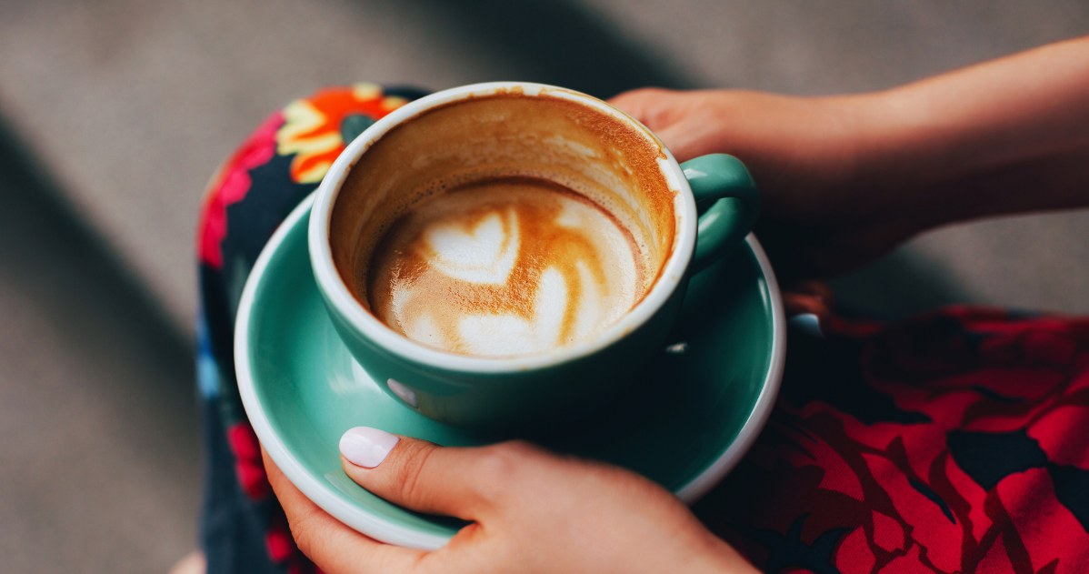 Wystarczą trzy filiżanki w tygodniu. Keto-kawa odchudza i dodaje energii