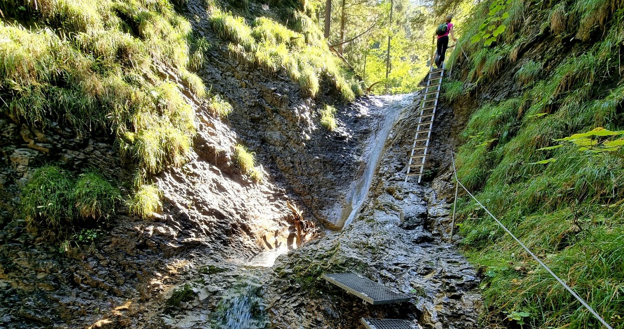 Ukryty raj na weekend. Malowniczy park narodowy tuż za polską granicą