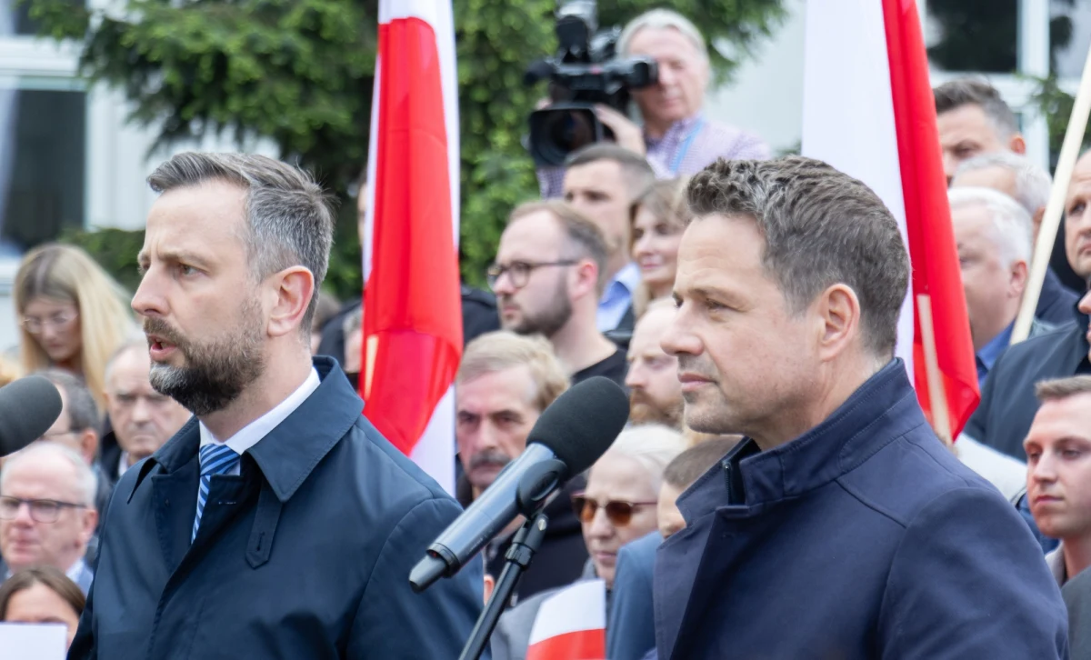 PSL ogłasza poparcie dla Rafała Trzaskowskiego w drugiej turze wyborów prezydenckich. "Będziemy prosić o wsparcie wszystkich naszych członków, sympatyków, ale też każdego z Polaków" - powiedział lider PSL, szef MON Władysław Kosiniak-Kamysz.