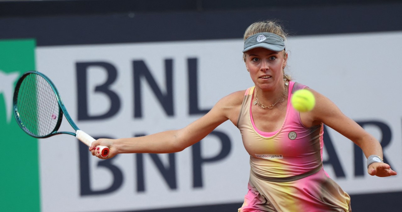 5:3 i zwrot akcji w meczu Magdaleny Fręch z rosyjską finalistką. Triumf niżej notowanej