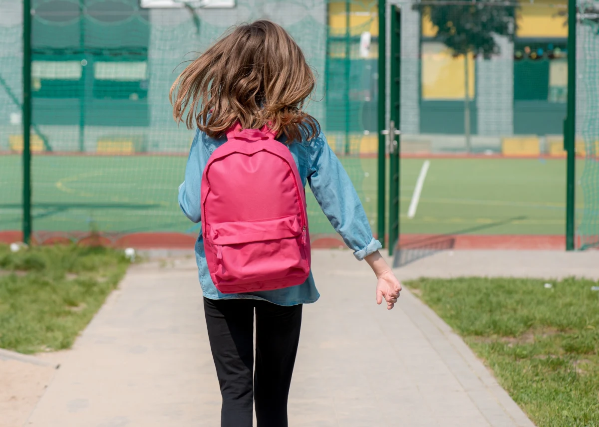 Policja zatrzymała dwie osoby w związku z ubiegłotygodniową próbą porwania dziewczynki w Czyrnej koło Krynicy-Zdroju w Małopolsce. Kobieta i mężczyzna z województwa lubelskiego usłyszeli już zarzuty, za które grozi im do pięciu lat więzienia.