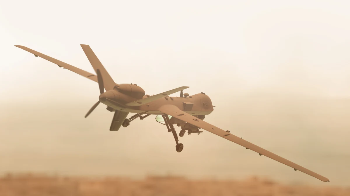 Chiny szczycą się ogromnym "dronem-matką", zdolnym do przenoszenia i wystrzeliwania nawet 100 mniejszych bezzałogowców, a także pocisków manewrujących i bomb szybujących. Choć brzmi to poważnie, to na tym zalety chińskiego uzbrojenia się kończą.