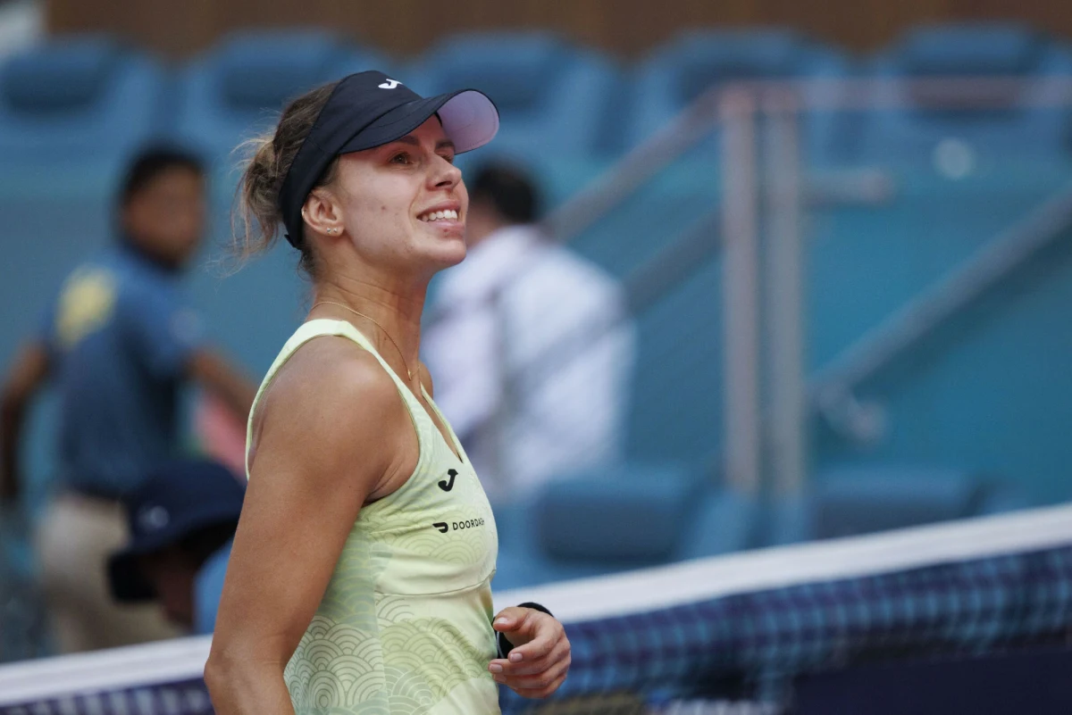 Magda Linette awansowała do ćwierćfinału turnieju WTA 500 rozgrywanego na kortach ziemnych w Strasburgu. We wtorkowym pojedynku, który stanowił drugą rundę zmagań, Linette zmierzyła się ze Słowaczką Rebeccą Sramkovą, pokonując ją w dwóch setach 6:4, 6:3.