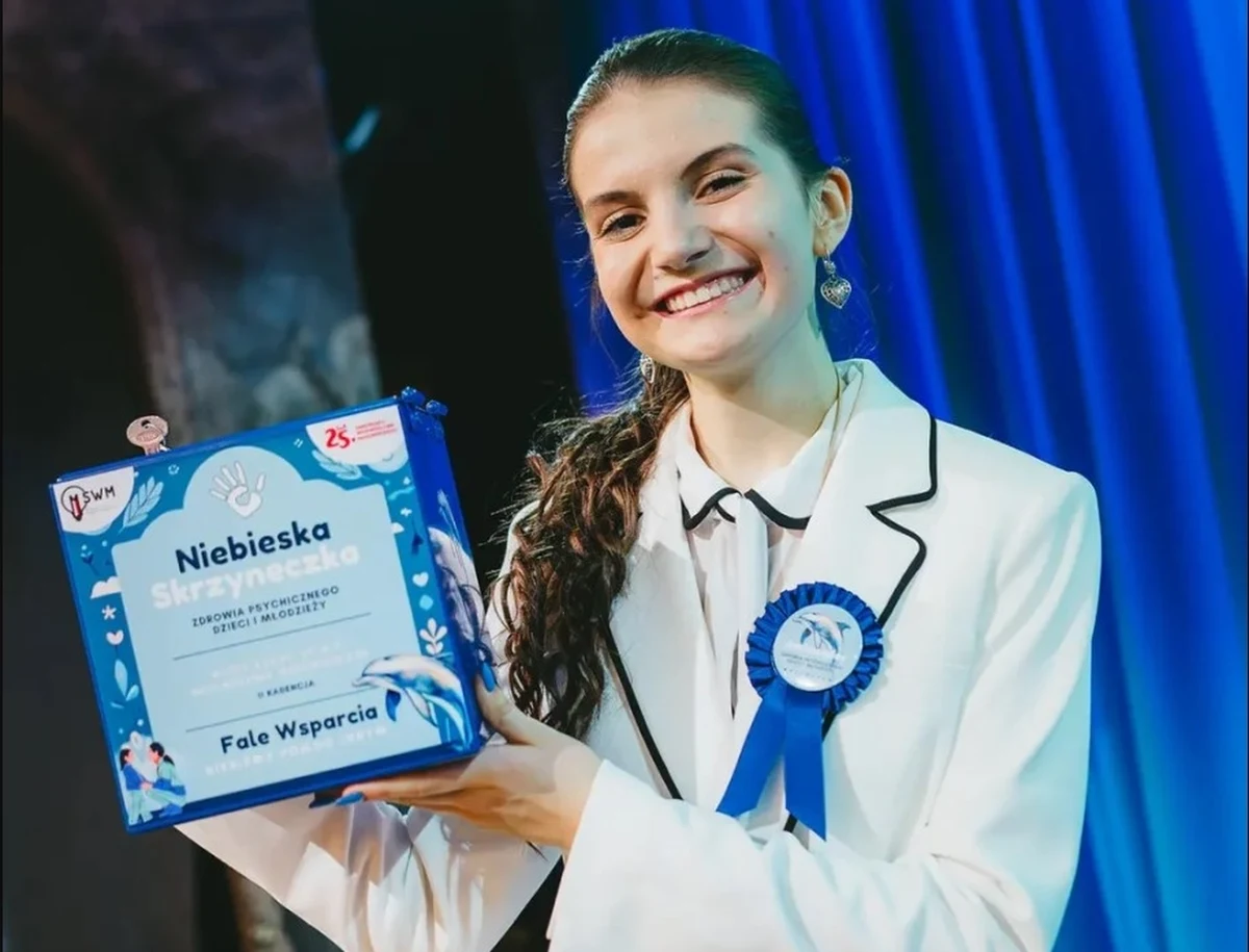 Ma 18 lat, właśnie skończyła liceum, a już doradza NATO. Marcelina Maciąg, najmłodsza członkini NATO Youth Advisory Board, nie tylko angażuje się społecznie, ale też marzy o tym, by zostać pierwszą prezydentką Polski. "Wierzę, że kobieta na stanowisku prezydenta może budować mosty i wspierać grupy, które potrzebują pomocy i są często marginalizowane" - mówi w rozmowie z "Rzeczpospolitą".