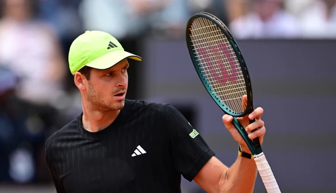 Hurkacz z gwarancją gry o ćwierćfinał u progu Roland Garros. Polakowi wystarczyło 77 minut
