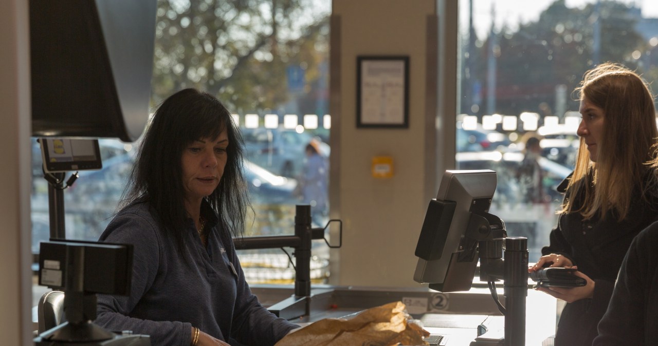 Pracowały na kasie 30, 40 lat. Na jaką emeryturę mogą liczyć?