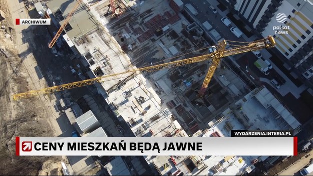 Są duże szanse na to, że deweloperzy będą musieli ujawniać ceny mieszkań. Sejm przyjął poprawki do nowelizacji ustawy, wprowadzające taki obowiązek.