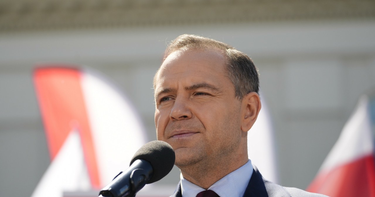 Nawrocki apeluje do premiera. "To jak rozkładanie parawanu przed tsunami"