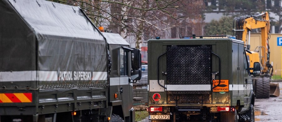 Saperzy zabezpieczyli i wywieźli niewybuchy, na które natrafiono podczas prac remontowych przy murze zakładu karnego w Iławie  - podała policja. Na czas tych działań ewakuowanych było kilkuset okolicznych mieszkańców.