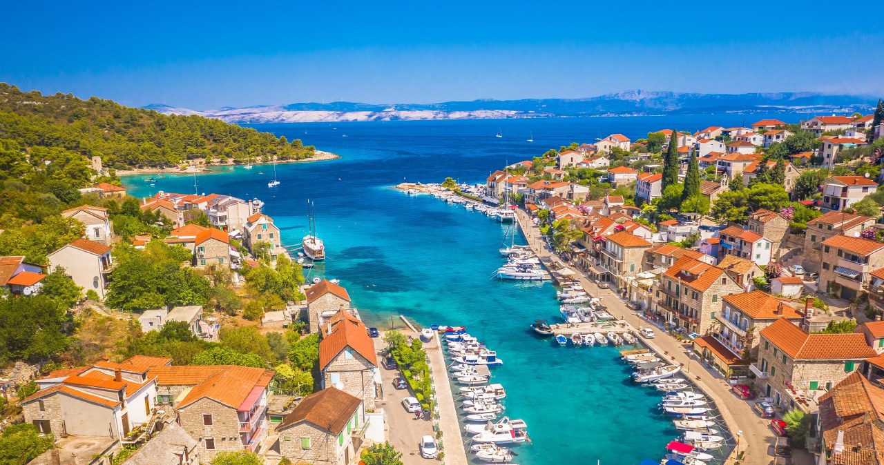 Turyści rzadko odwiedzają te chorwackie wyspy. To ukryte perełki Adriatyku