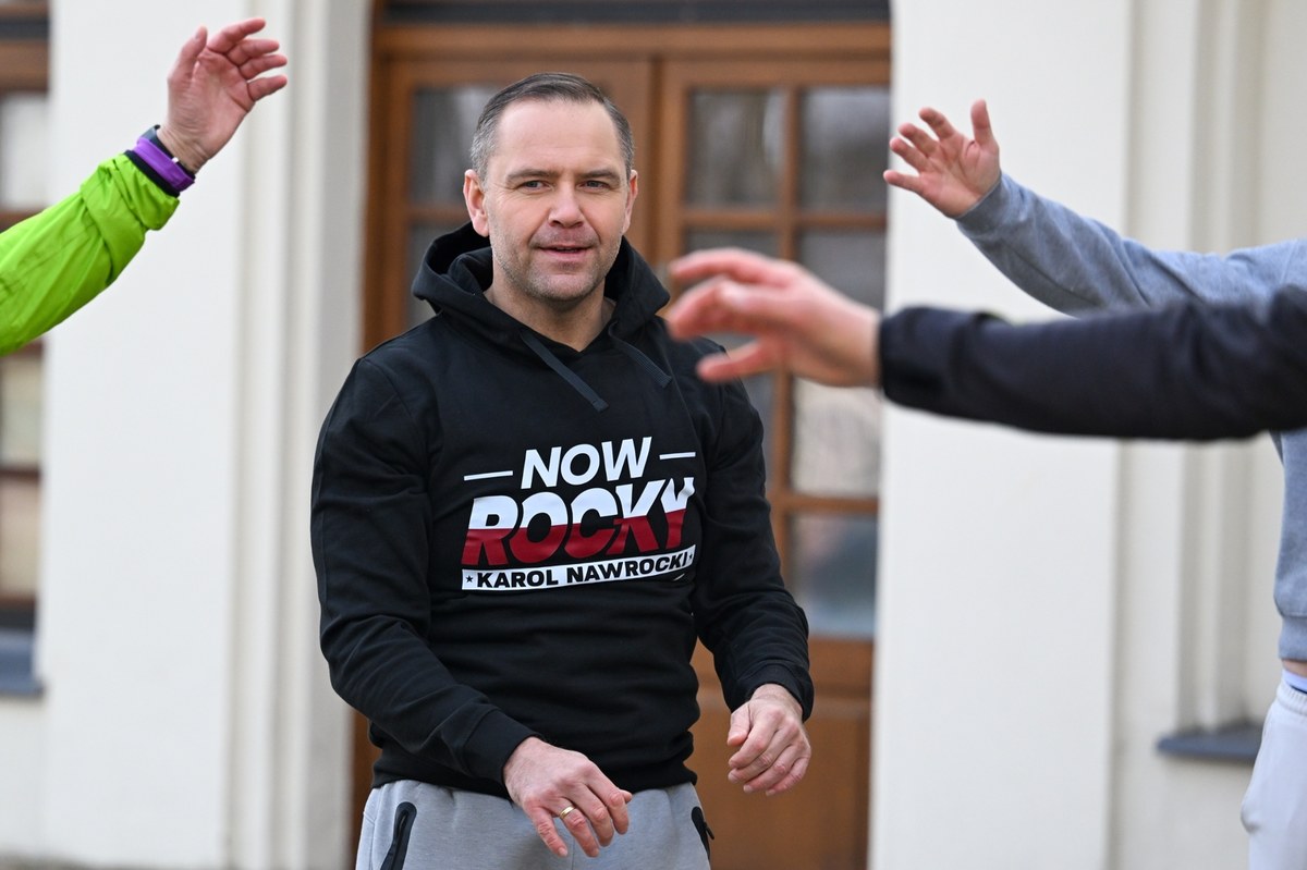 Karol Nawrocki w październiku 2009 r. wziął udział w kibolskiej ustawce – ustaliła Wirtualna Polska. Zdaniem portalu miała się ona odbyć na polu niedaleko Gdańska. Z informacji WP wynika, że obok niego walczył groźny bandyta, który oczekuje na wyroki m.in. za brutalne zabójstwo i usiłowanie zabójstwa.