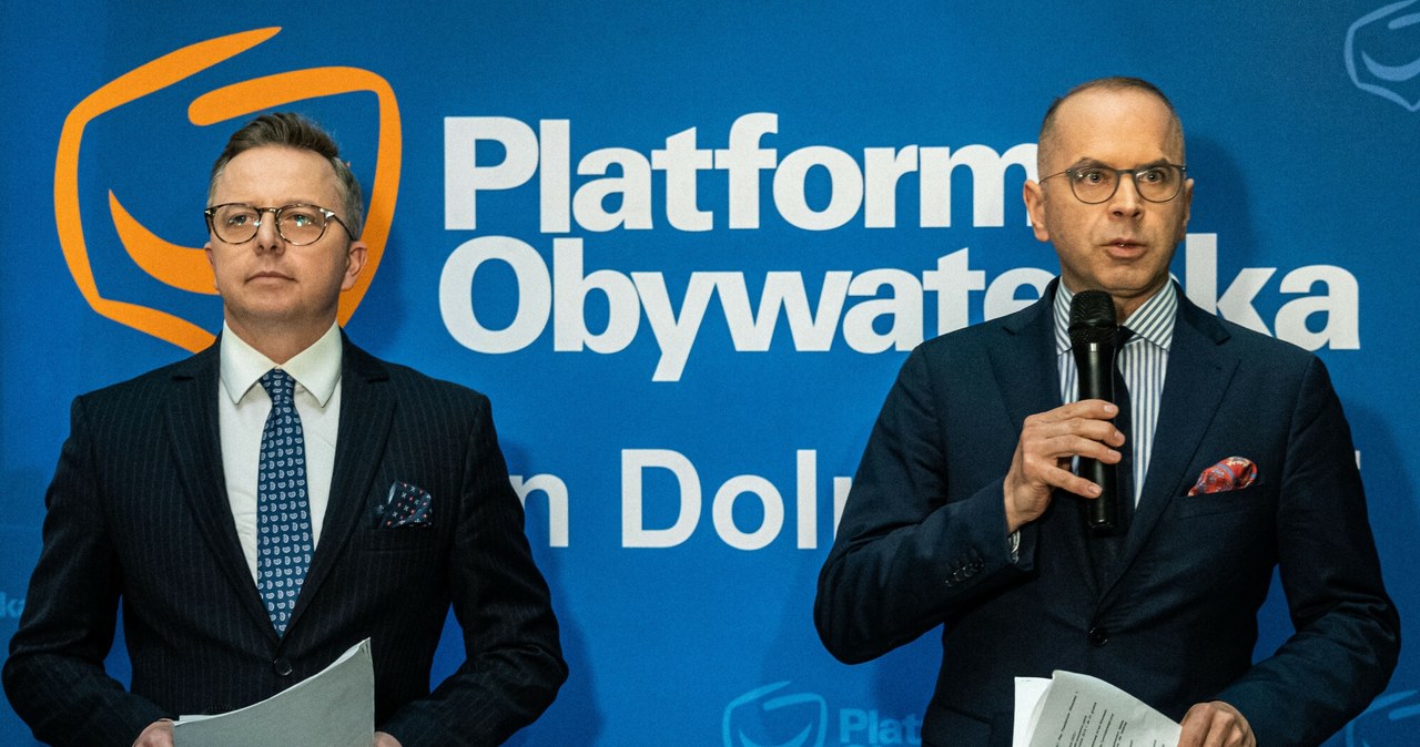 "Sprzedają ułaskawienia". Politycy KO zawiadamiają prokuraturę