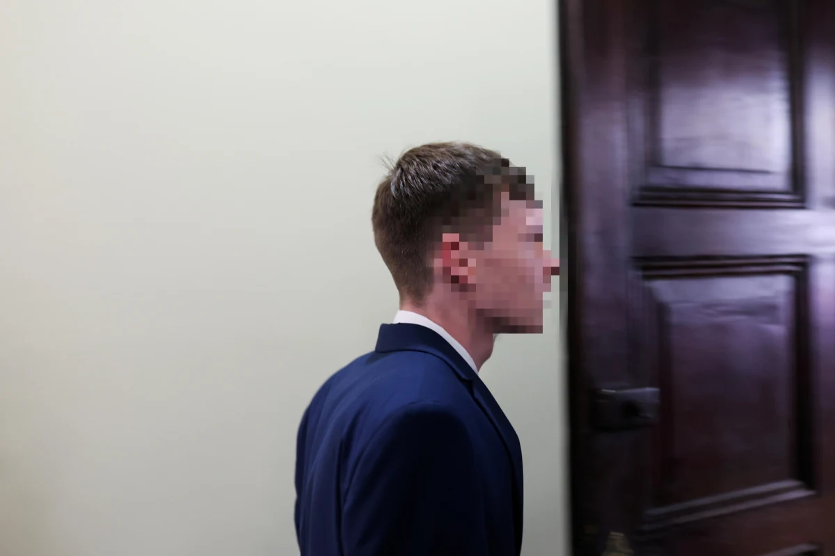 W Sądzie Rejonowym w Bytomiu ruszył proces dwóch patostreamerów oskarżonych o znęcanie się nad młodymi kobietami w trakcie transmisji internetowych. Mężczyźni odpowiedzą za rozpowszechnianie nagiego wizerunku, a także spowodowanie uszczerbku na zdrowiu. 