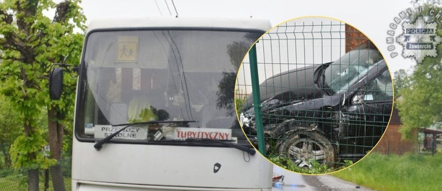 Do groźnie wyglądającego zdarzenia doszło w czwartek po godzinie 15 w miejscowości Przyłęk (woj. śląskie). Pijany 67-letni kierowca volkswagena zderzył się z autobusem szkolnym, którym podróżowało dwoje dzieci. 