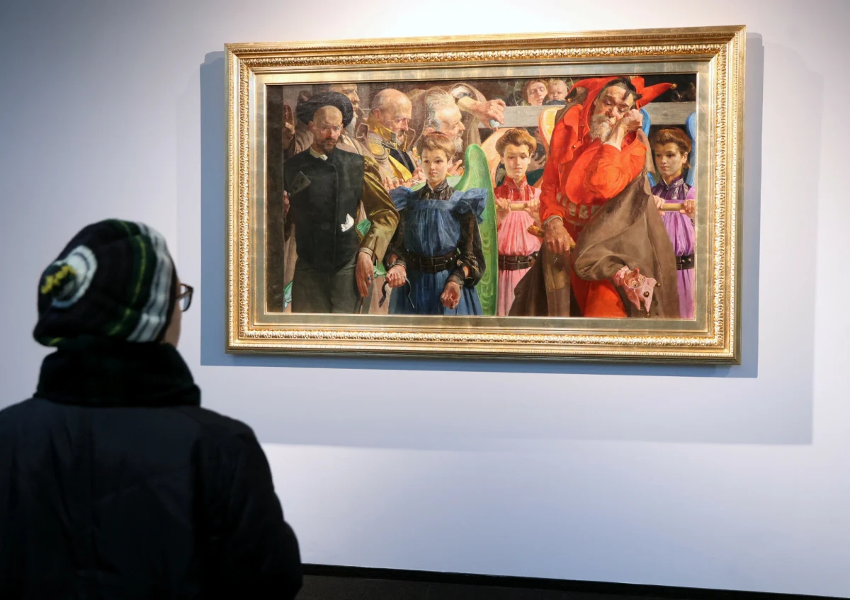 "Rzeczywistość" - obraz Jacka Malczewskiego wraca na rynek aukcyjny. Historia dzieła obfitowała w niespodzianki, a jedną z nich było "aresztowanie" go przez Ministerstwo Kultury i Dziedzictwa Narodowego w 2022 r. Powodem były podejrzenia o nielegalny wywóz dzieła z kraju. "Obraz trafił do nas trzy i pół roku temu. Był zaginiony przez całe lata. (…) Odkryliśmy go u takiej niemieckiej rodziny, która miała swoje korzenie jeszcze w Polsce" - opowiadał w internetowym Radiu RMF24 Juliusz Windorbski, prezes domu aukcyjnego Desa Unicum, które prawie trzy lata temu wystawiło "Rzeczywistość" do sprzedaży.