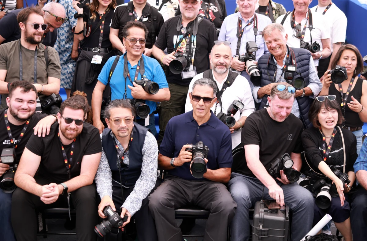 Po awarii prądu na południowym wschodzie Francji przywrócono prąd w 160 tysiącach domów - poinformowała w sobotę firma RTE - operator sieci. Prokuratura przypuszcza, że jej przyczyną były działania umyślne, w tym uszkodzenie słupów sieci elektrycznej. Awaria dotknęła głównie gospodarstw domowych w Cannes. Dziś wieczorem ma się odbyć gala kończąca festiwal filmowy w tym mieście.