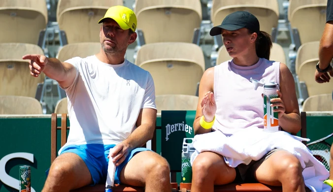 Kryzys Świątek przed Roland Garros. Fissette na celowniku. "Zwolniłbym go"