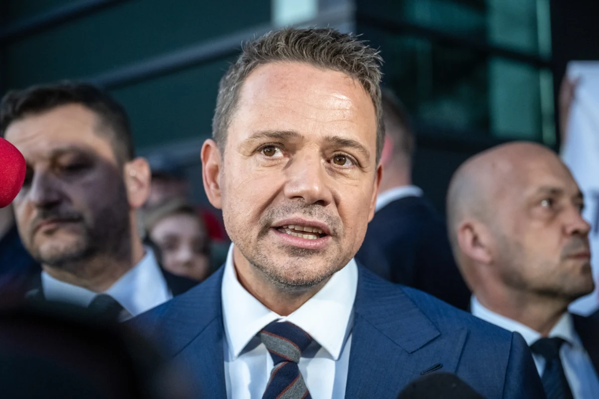 Podczas rozmowy ze Sławomirem Mentzenem Rafał Trzaskowski zwrócił się do jego wyborów. "Zawsze będę szukał tego, co nas łączy a nie tego, co nas dzieli" – zapewnił kandydat KO na prezydenta. "Są rzeczy, które dotyczą obrony wszystkich tych, którzy są atakowani i ja nie ustąpię" - dodał.