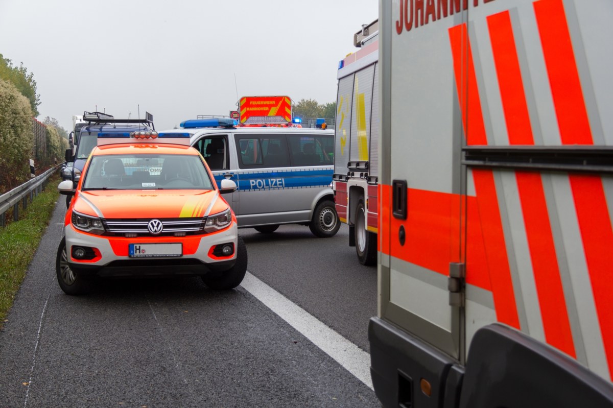 Wypadek mikrobusa na niemieckiej autostradzie. Wśród pasażerów obcokrajowcy
