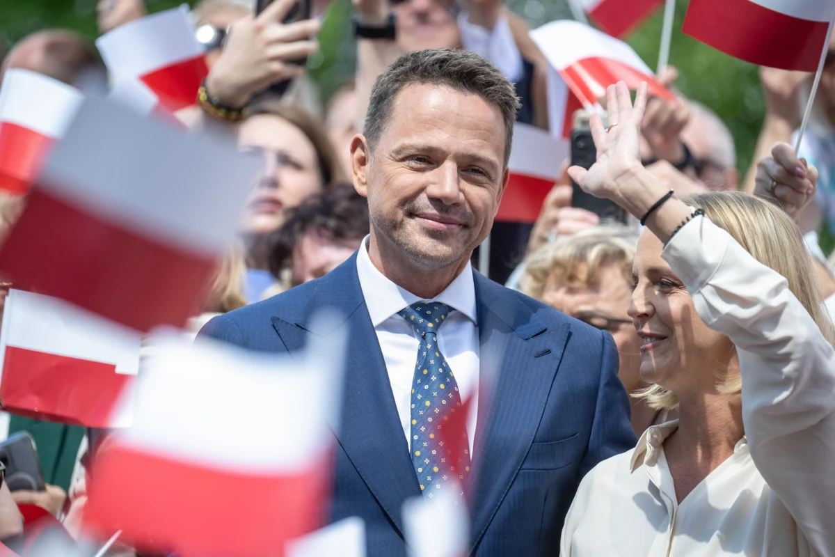 Rafał Trzaskowski nie podda się dzisiaj badaniom medycznym na obecność nielegalnych substancji. Takie informacje przekazali naszemu dziennikarzowi politycy Koalicji Obywatelskiej. Pomysł wykonania takich badań przedstawił w sobotę na antenie RMF FM Karol Nawrocki.