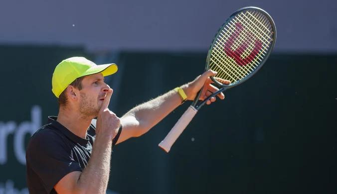 Genialny bój Hurkacza z Djokoviciem, napędzony Polak w Paryżu. Czas na bitwę