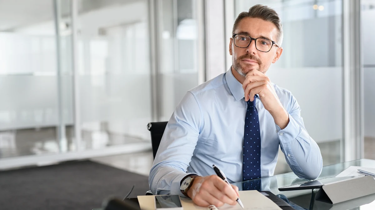 Czy da się zapanować nad nieprzewidywalnością codziennych wydatków, gdy wszystko wokół drożeje szybciej, niż można to przeliczyć na budżet domowy? W 2025 roku, w cieniu ciągłych zmian gospodarczych, pytanie to staje się bardziej aktualne niż kiedykolwiek wcześniej. Wzrost cen towarów, usług i rat kredytów to codzienność, która coraz częściej zmusza do szukania błyskawicznych rozwiązań finansowych. Jednym z nich są chwilówki – jedni je chwalą za prostotę, inni przestrzegają przed ich konsekwencjami. Kto ma rację?