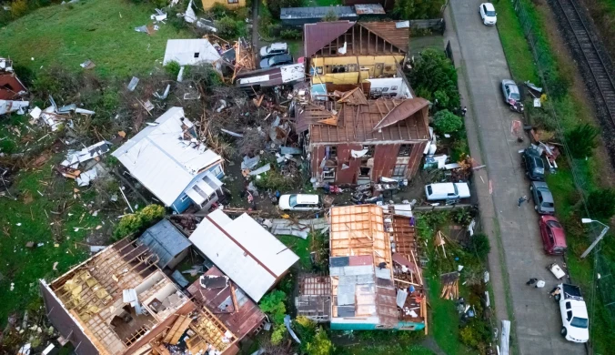 Tornado wstrząsnęło ich miastem. Potężne zniszczenia
