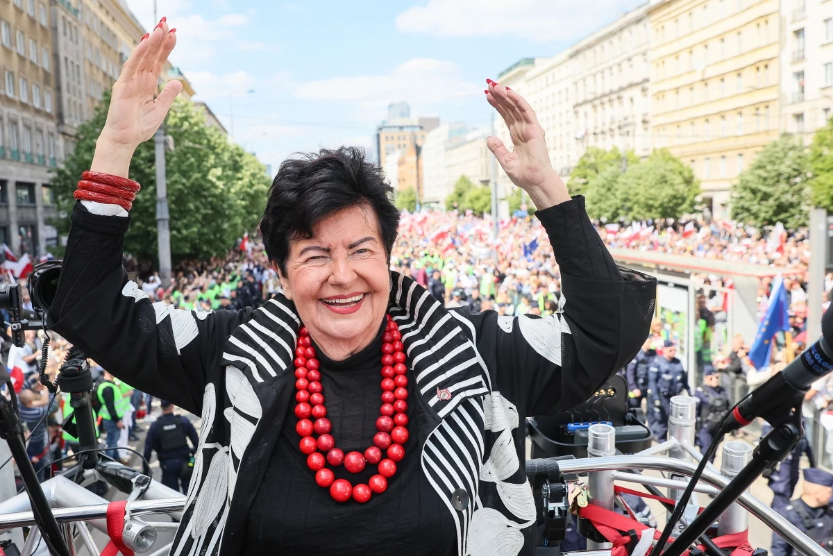 W Popołudniowej rozmowie w RMF FM Joanna Senyszyn opowiedziała o swoich planach dotyczących założenia nowej partii politycznej. "Planuję oddolny ruch ludzi, którzy do tej pory niewiele mieli wspólnego z polityką" - zdradziła. Zapewniła też, że nie chce być szefową tego ugrupowania. 