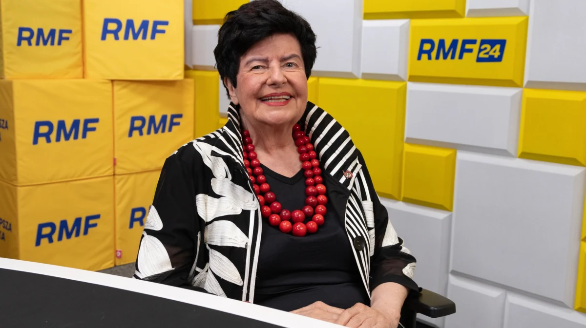 "Takiego rządu sobie nie wyobrażam, chyba, że to będzie tylko rząd stołków, a nie jakichś idei czy chęci zrobienia czegoś dobrego dla Polski" - stwierdziła w Popołudniowej rozmowie w RMF FM Joanna Senyszyn pytana o hipotetyczny sojusz Koalicji Obywatelskiej i Konfederacji. Była posłanka oceniła, że Konfederacja jest bardziej niebezpieczna od Prawa i Sprawiedliwości. "Tam są narodowcy, którzy mają poglądy absolutnie skrajnie prawicowe, kontakty z neonazistami. To jest bardzo niebezpieczne" - tłumaczyła. "PiS przez 8 lat - za drugiego "kaczyzmu" - także pokazał, co potrafi" - dodała. 