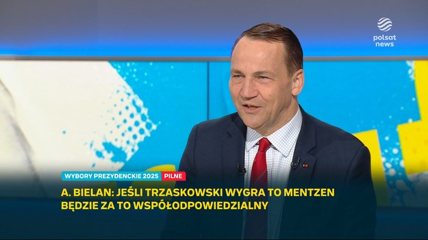 Marcin Fijołek przywołał rozmowę z Adamem Bielanem, który w poniedziałek w "Graffiti" ostro krytykował polityka Konfederacji w związku ze spotkaniem z Trzaskowskim. Europoseł PiS i sztabowiec Karola Nawrockiego po kilku godzinach przeprosił Mentzena.- Mentzen dał mu taką odpowiedź, że mu poszło w pięty - skomentował Sikorski.Zdaniem ministra pokazuje to napięcie po prawej stronie sceny politycznej. - Wynika z tego, że Konfederacja widzi to co, my, że prezes (Jarosław Kaczyński) wymyślił bardzo kontrowersyjnego kandydata, którego oni nie chcą żyrować, któremu trupy z szafy wyskakują - ocenił szef MSZ.Pytany, czy nie uważa, że byłby lepszym kandydatem KO na prezydenta Sikorski odparł, że stawia go to przed "dylematem". - Gdybym nie uważał, że jestem lepszy, to bym nie kandydował, ale jest demokracja, były prawybory, partia zdecydowała, a ja jestem lojalny członkiem naszego obozu - mówił.- U nas nie jest tak, że prezes wskazuje i mówi: wskazuję wam kandydata obywatelskiego. W tym sensie to Trzaskowski jest bardziej kandydatem obywatelskim niż Nawrocki - dodał.