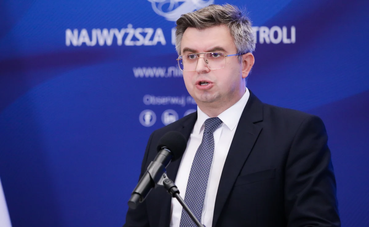 Kontrola NIK wykazała "olbrzymią skalę nieprawidłowości" w funkcjonowaniu Funduszu Sprawiedliwości, utworzonego w Ministerstwie Sprawiedliwości podczas rządów Prawa i Sprawiedliwości - poinformował wiceszef NIK Michał Jędrzejczyk. Wszystkie dotychczasowe ustalenia kontroli NIK ws. beneficjentów FS i korzystających z niego organizacji zostały przekazane do szefa resortu sprawiedliwości.