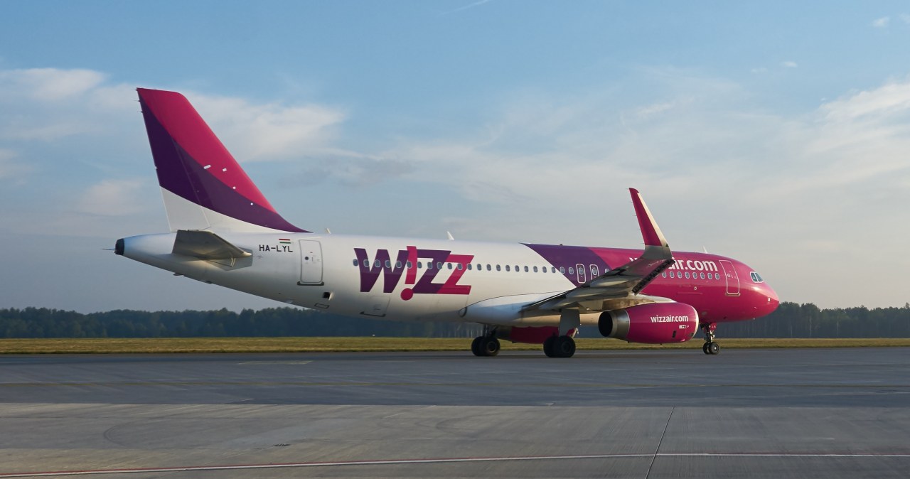 "Zatrzymał się w powietrzu" i zaczął spadać. Chwile grozy w samolocie Wizz Air