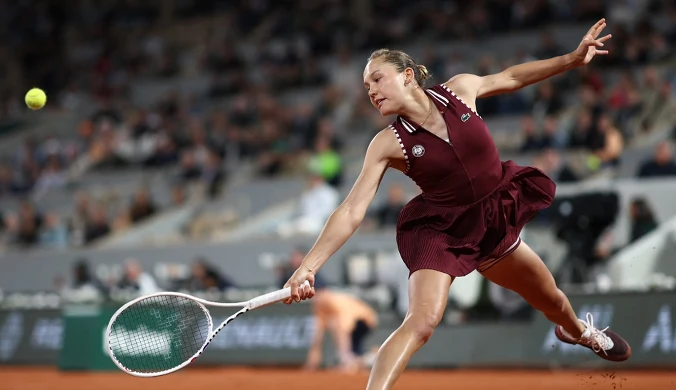 70 minut i koniec, pożegnanie z Paryżem. Smutek w rodzinie Andriejewych