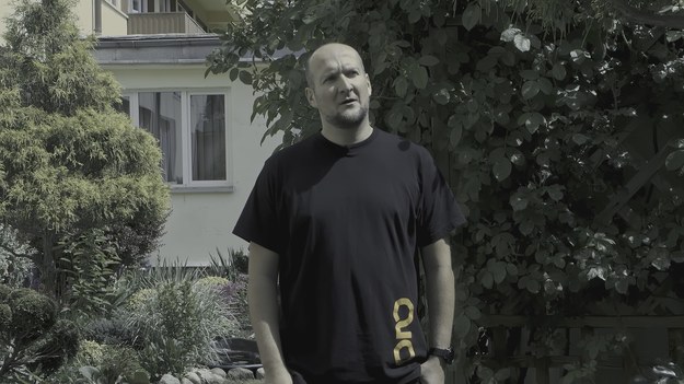 „Ciekawość jest cudowna” – Grubson zapowiada wyjątkowe wydarzenie „OpeRAP: Ślepcy” w Spodku w Katowicach (5 czerwca).