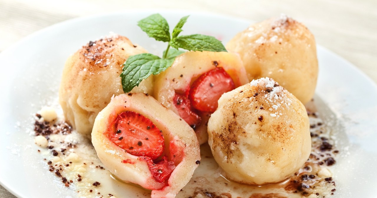 Takie knedle z truskawkami robiła moja babcia. Sekretem jest jeden składnik