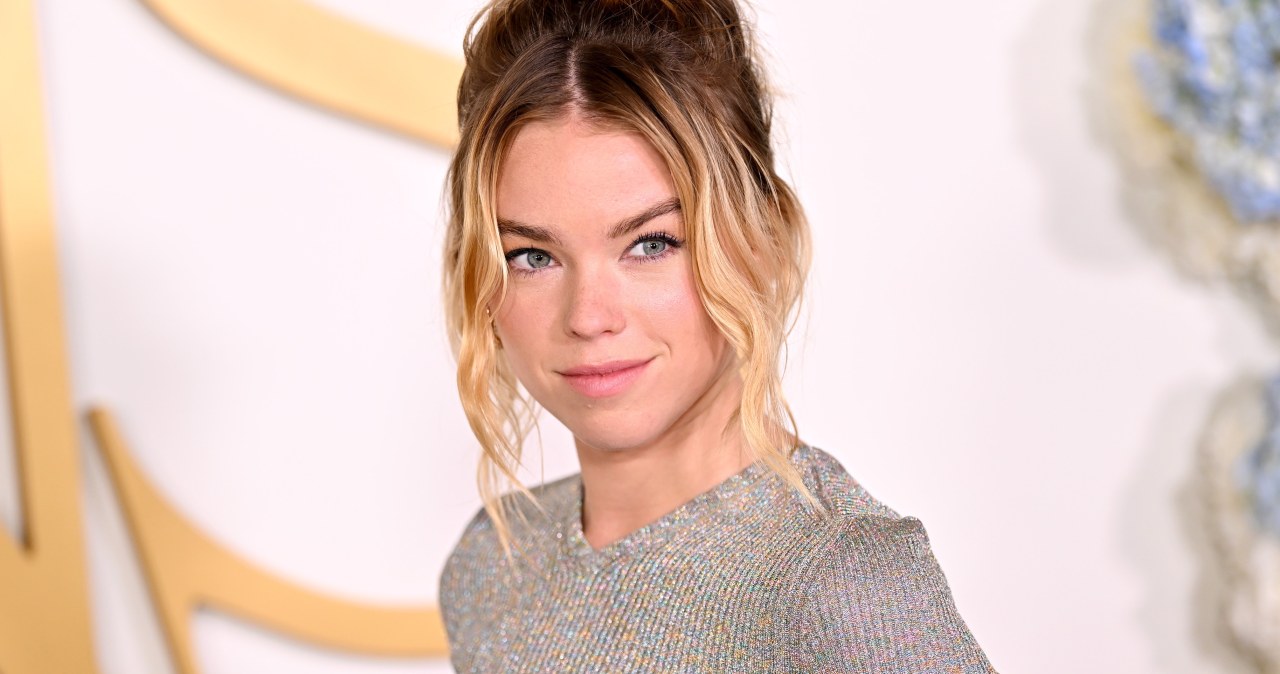 Mieszkała na strychu, pracowała na zmywaku. Dziś piękna 25-latka pnie się na szczyt