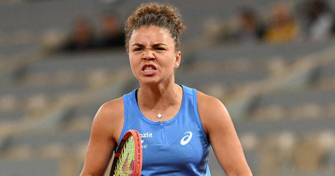 Popis Jasmine Paolini na Philippe Chatrier. 6:3 na start, koniec po 81 minutach