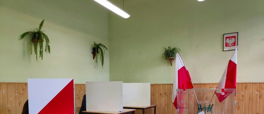 Pół miliona złotych dostanie gmina, w której frekwencja w II turze wyborów prezydenckich będzie najwyższa. Pieniądze przekaże Górnośląsko-Zagłębiowska Metropolia jednej z 41 gmin, które wchodzą w jej skład. Pieniądze mają zostać przeznaczone na projekt wybrany przez mieszkańców zwycięskiej gminy. 