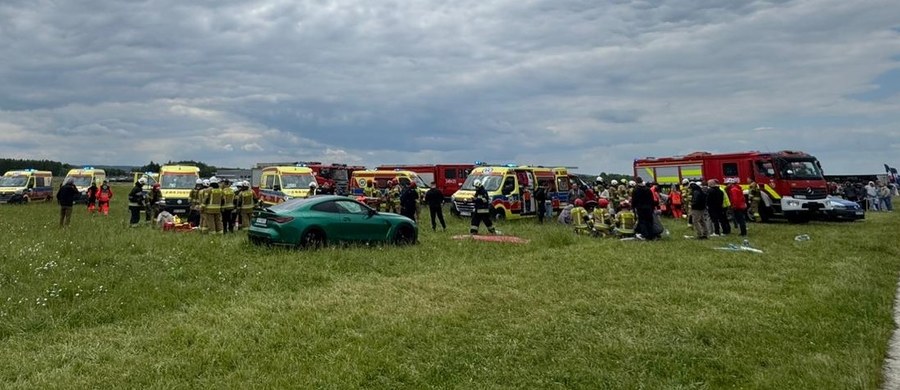 Nowe fakty w sprawie tragedii na wyścigach samochodowych w Krośnie. Sąd przychylił się do wniosku prokuratury i zastosował trzymiesięczny areszt wobec 39-letniego organizatora. We wtorek Michał R. usłyszał zarzuty.