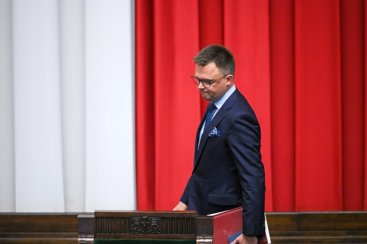 Po wyborach prezydenckich ma dojść do rekonstrukcji rządu. Jakie oczekiwania ma wobec niej lider Polski 2050? Szymon Hołownia powiedział dziennikarzom m.in., że na pewno nie zostanie ministrem. Przyznał też, że istnieje potrzeba renegocjowania umowy koalicyjnej. 