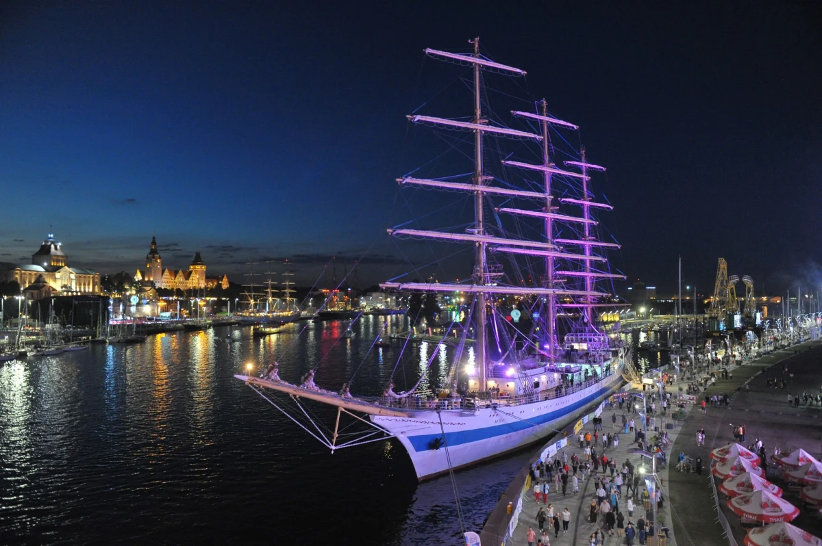 Wyjątkowe żaglowce znowu zawitają do Szczecina. Miasto po raz piąty będzie gospodarzem finału The Tall Ships Races 2028 – poinformował w środę za pośrednictwem mediów społecznościowych prezydent Piotr Krzystek.