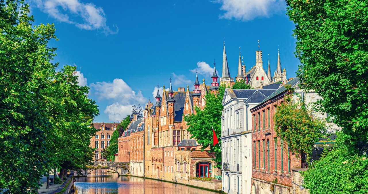 Ekspertka wskazała najtańsze kierunki na wakacje 2025. Alternatywy dla zatłoczonych kurortów