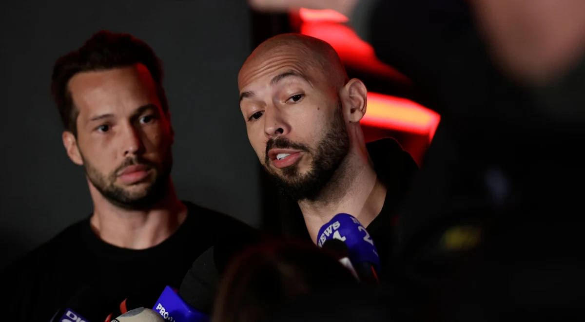 21 zarzutów postawiła brytyjska prokuratura dwóm kontrowersyjnym influencerom. Andrew i Tristan Tate mają odpowiedzieć m.in. za gwałt, uszkodzenie ciała i handel ludźmi. 